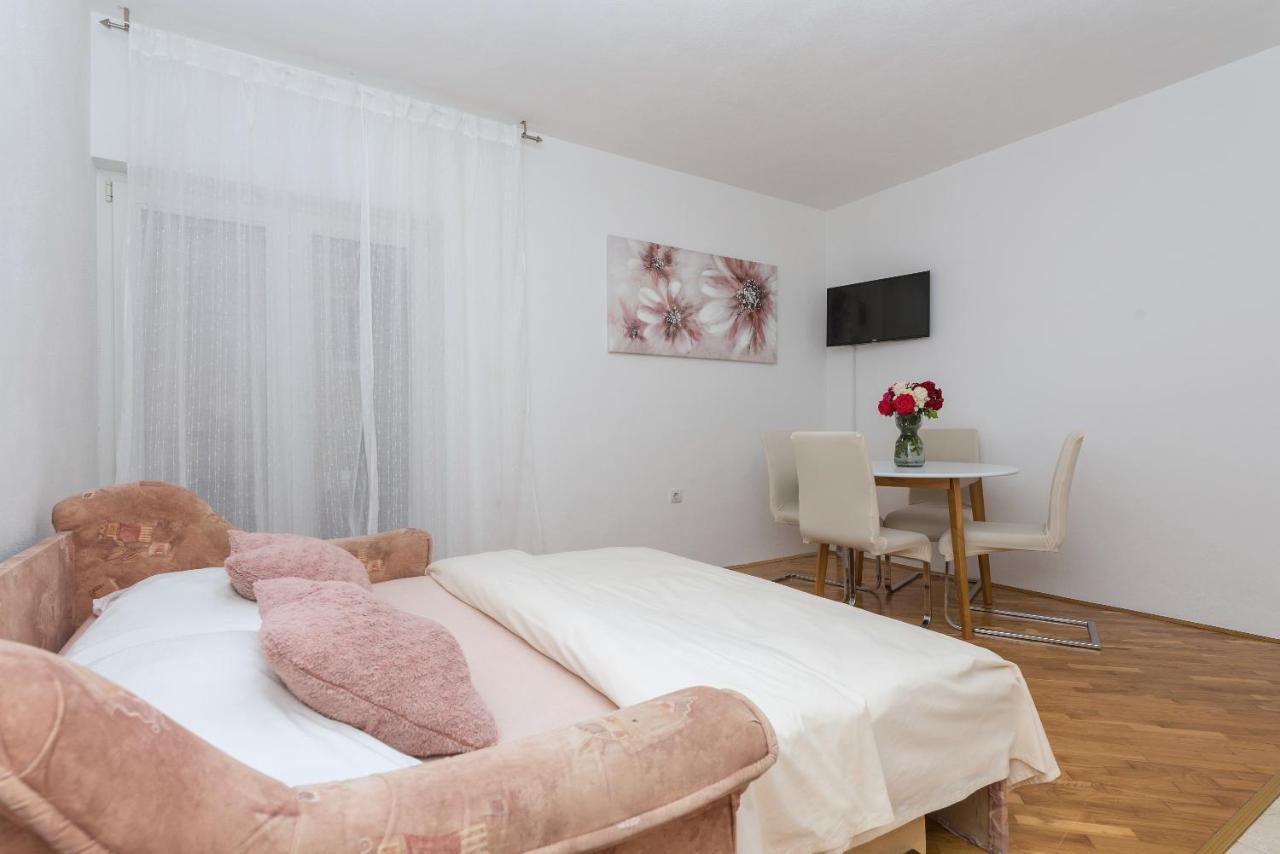 Skiljini Dvori - Apartman Μακάρσκα Εξωτερικό φωτογραφία